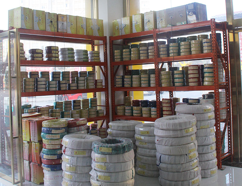 ����չ��